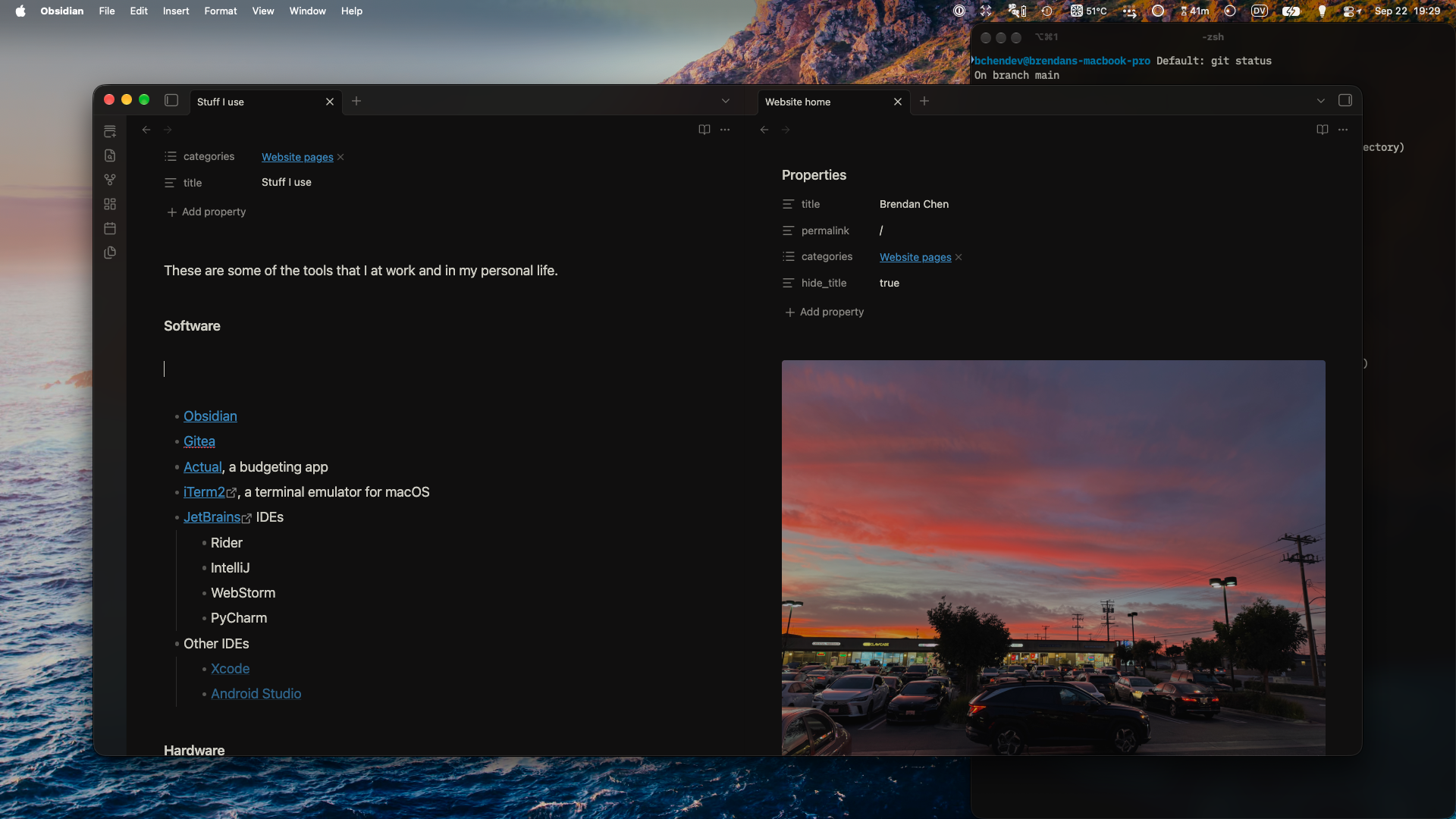 Screenshot showing a macOS desktop with Obsidian and iTerm2 open.